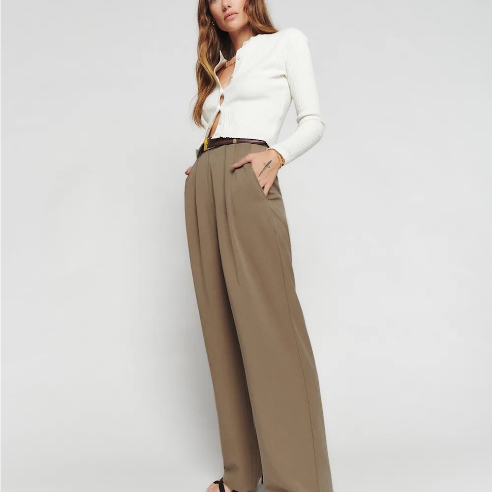 Reformation Mason Pant - Color: Mushroom, Size: 4 SOLD OUT ONLINE